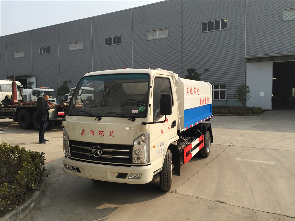 凱馬(3方)掛桶式垃圾車