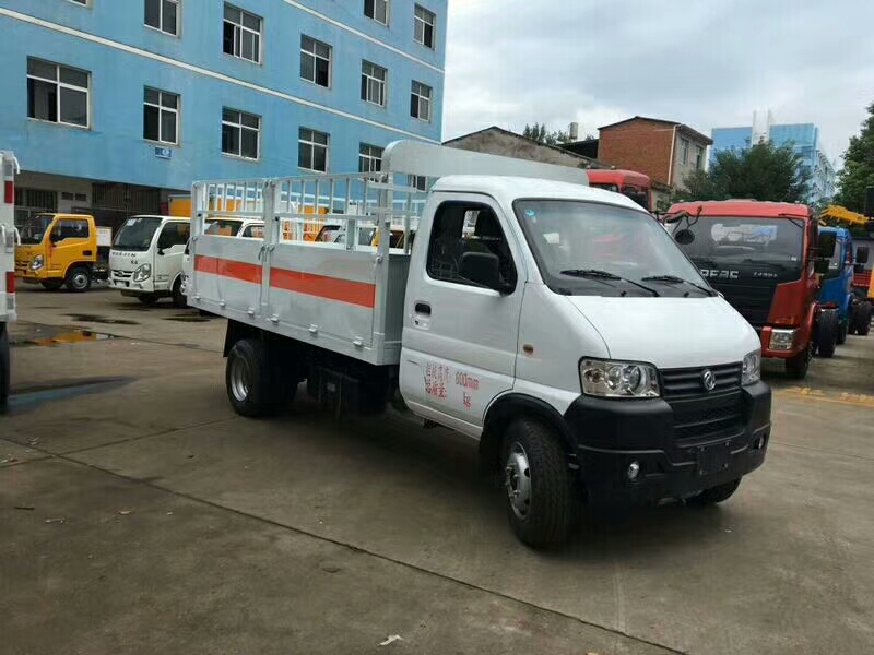 東風(fēng)俊風(fēng)3.3米（藍牌）氣瓶車