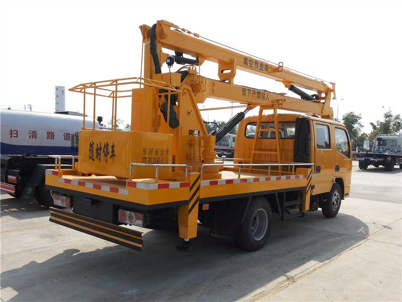 東風(fēng)14米高空作業(yè)車(chē)