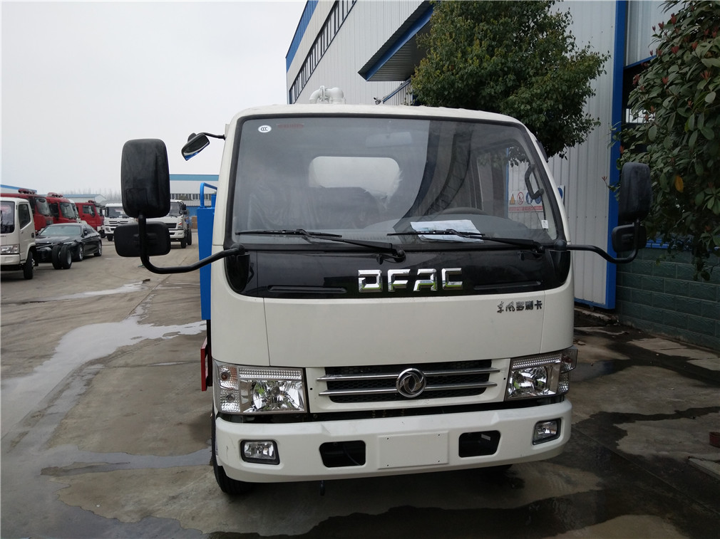 東風多利卡（5方）清洗吸污車