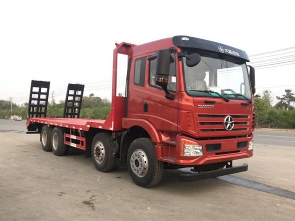 (國(guó)六)大運(yùn)前四后八平板拖車