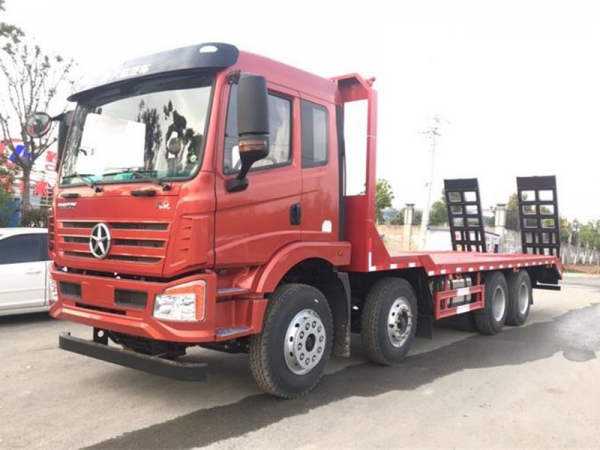 (國(guó)六)大運(yùn)前四后八平板拖車