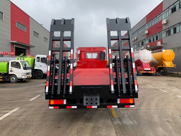 東風(fēng)錦程前四后八平板拖車